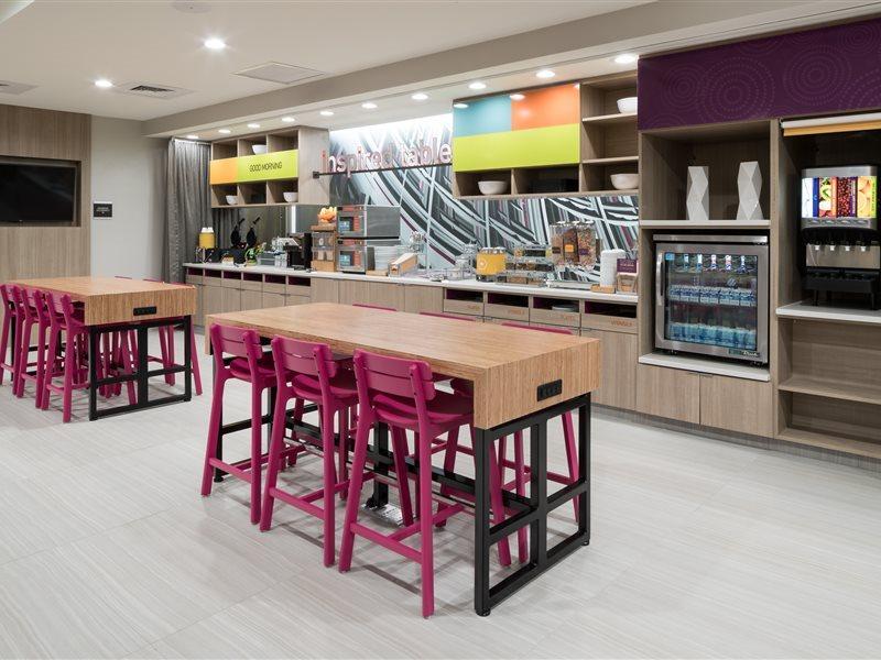 Home2 Suites By Hilton Orlando Airport Экстерьер фото