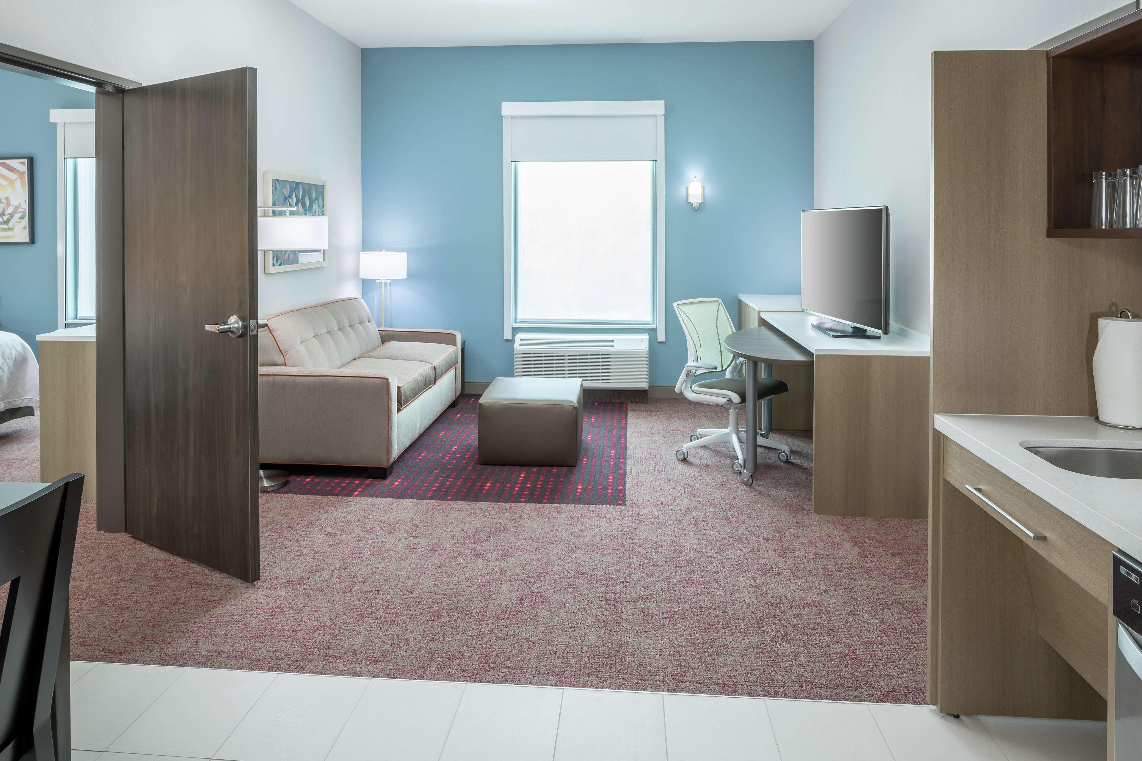 Home2 Suites By Hilton Orlando Airport Экстерьер фото