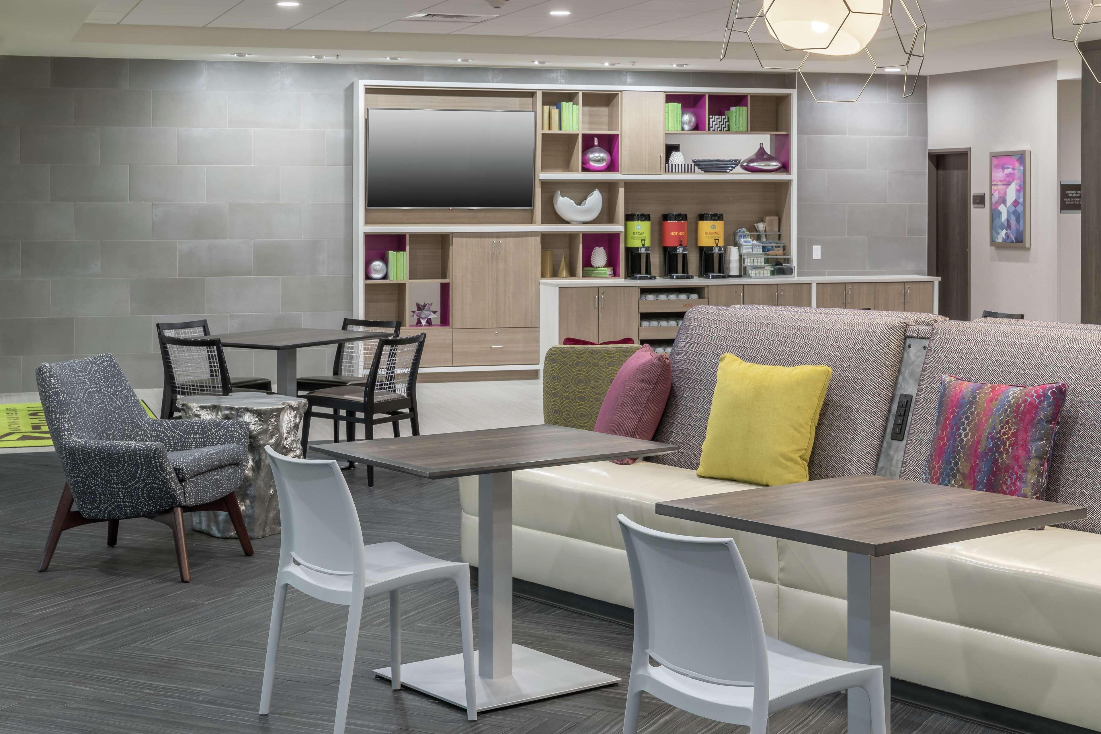 Home2 Suites By Hilton Orlando Airport Экстерьер фото