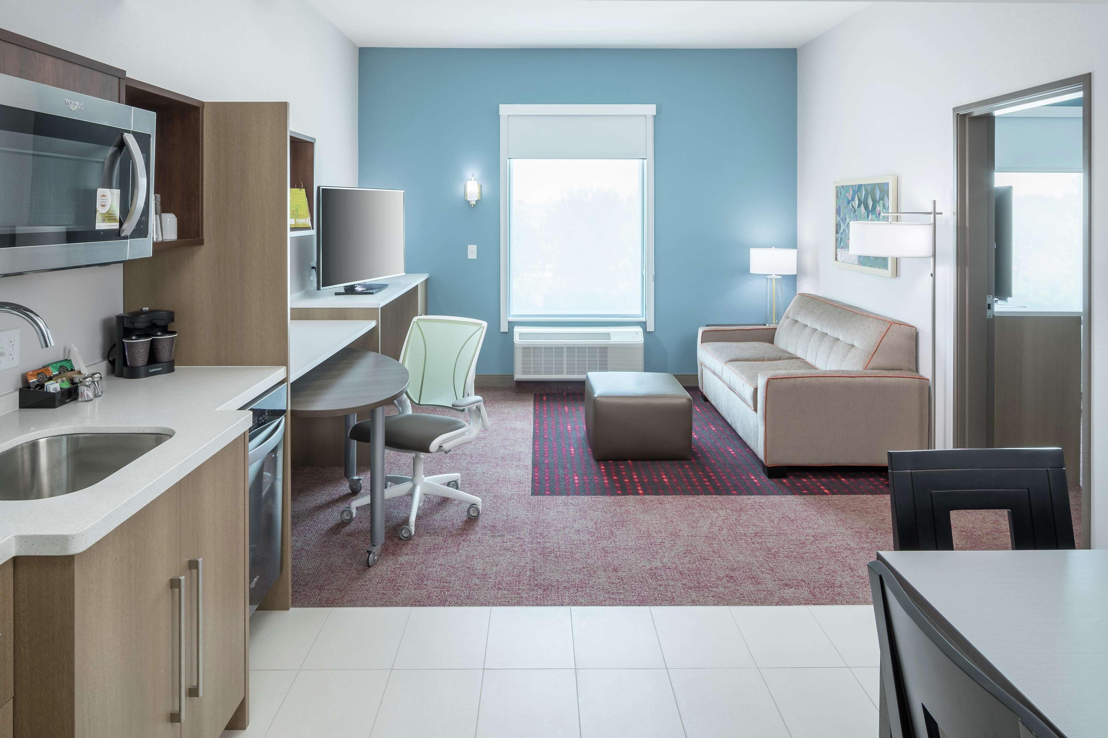 Home2 Suites By Hilton Orlando Airport Экстерьер фото