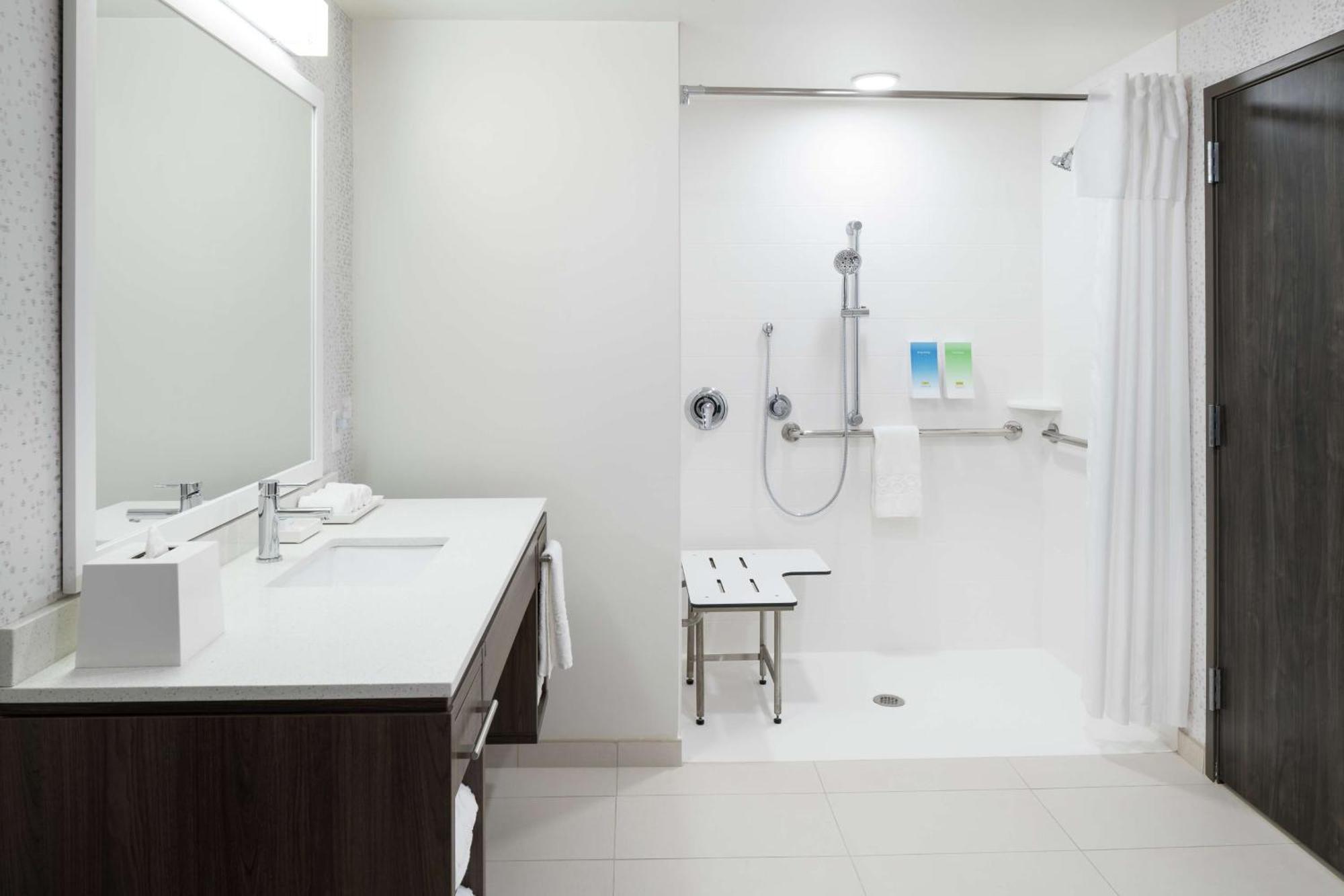 Home2 Suites By Hilton Orlando Airport Экстерьер фото