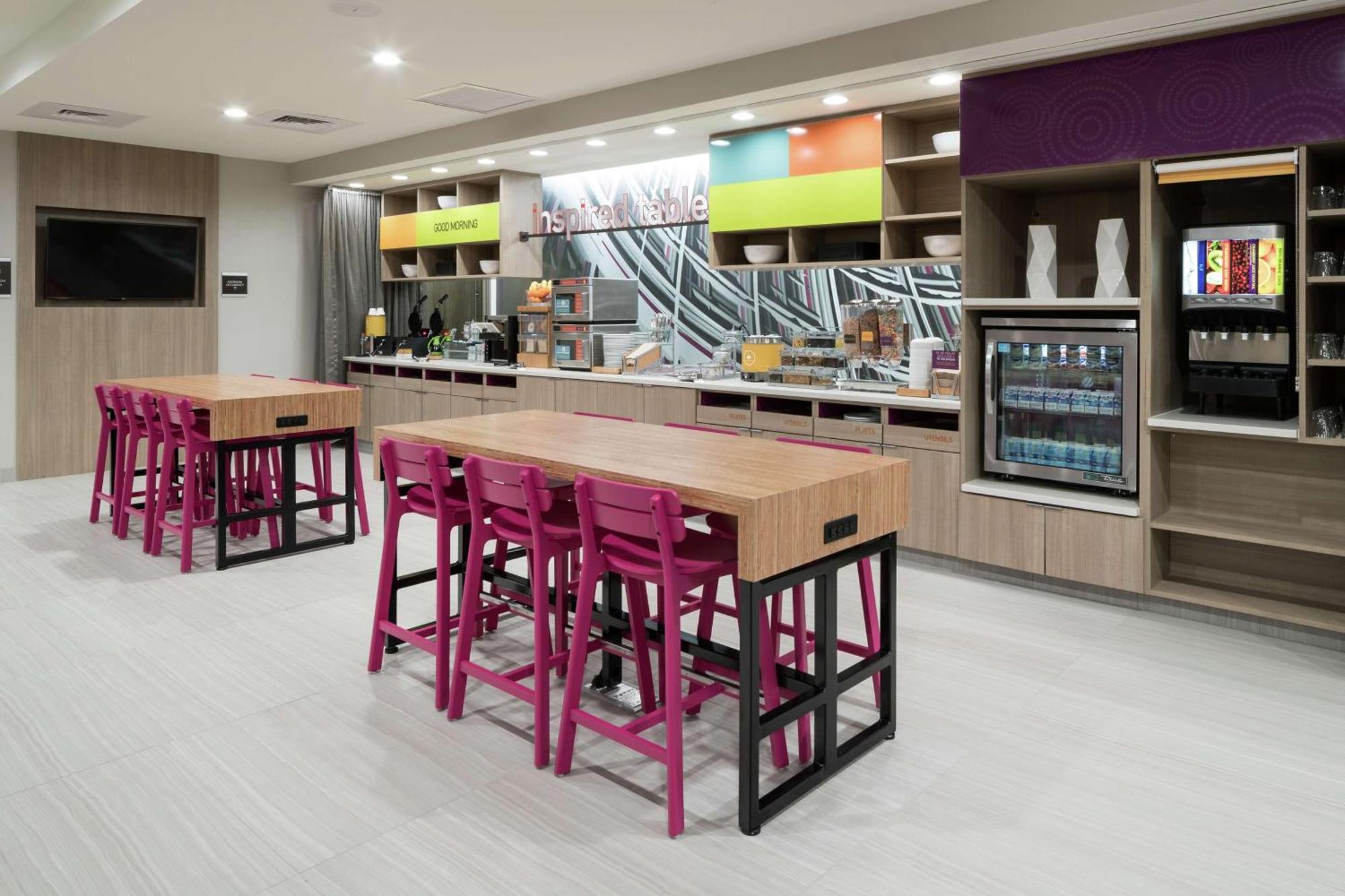 Home2 Suites By Hilton Orlando Airport Экстерьер фото